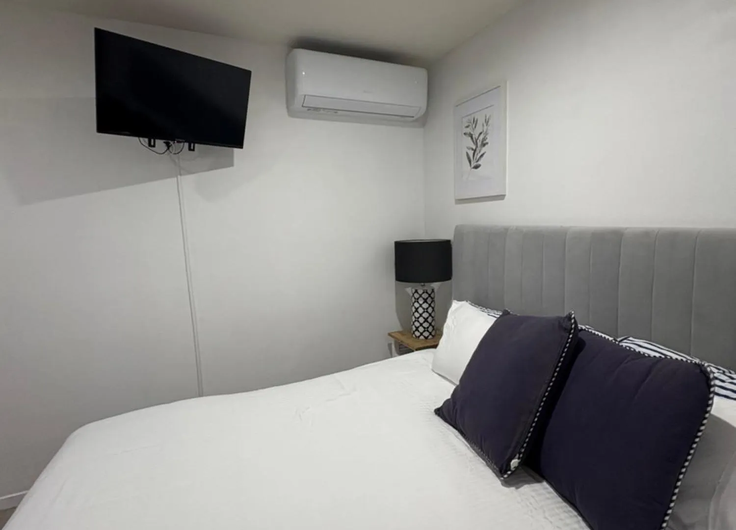 Apartment Self Contained Guest House Family Friendly - Sleeps 4 Gold Coast
